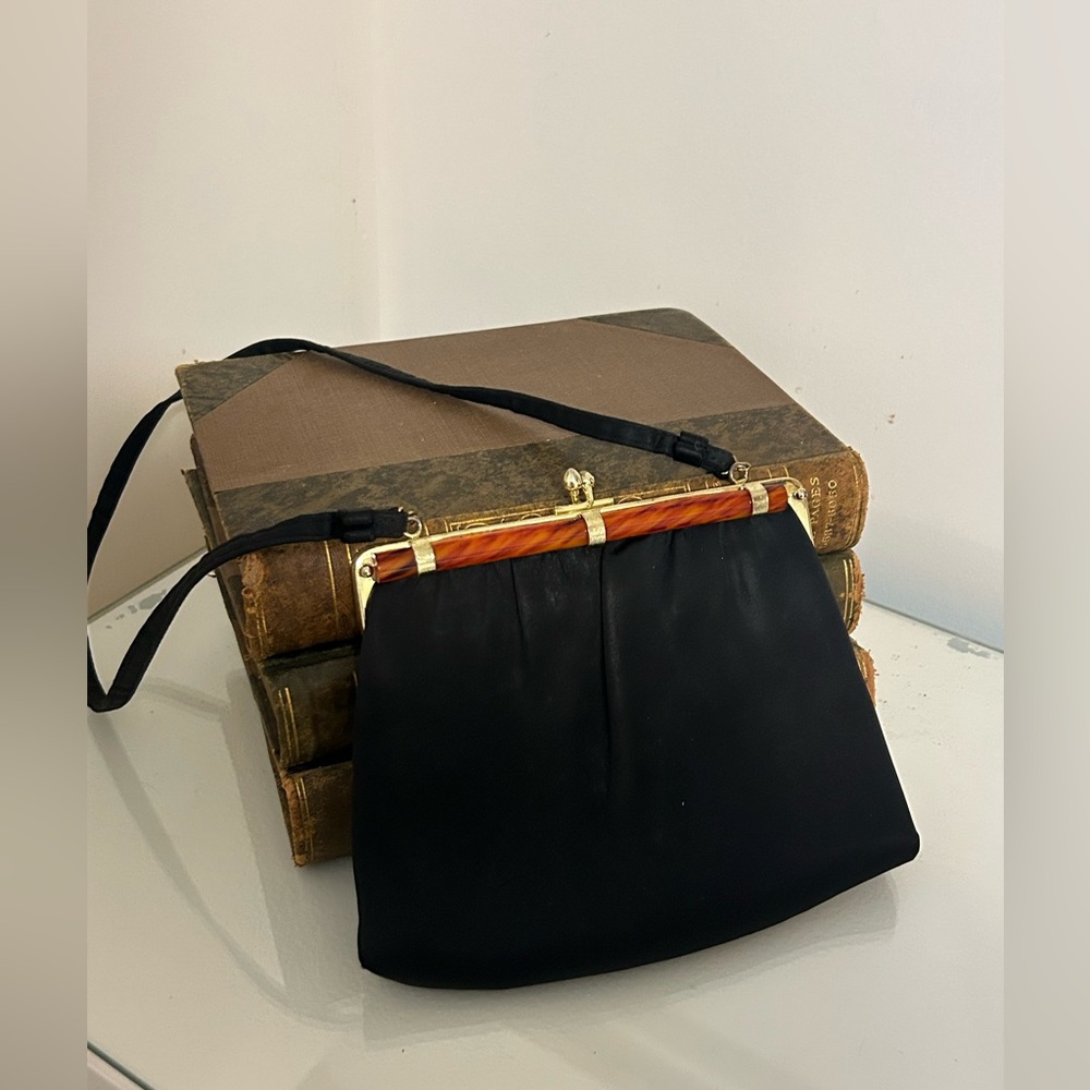 Vintage Small Handbag Satchel With Decorative Bakelite